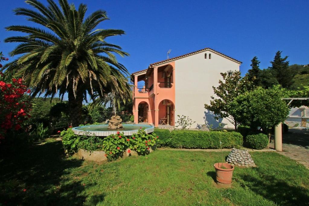 Pool Villa Grigoris Aspiotades Eksteriør bilde