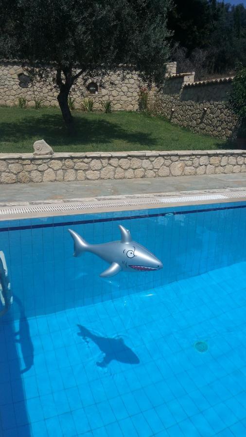 Pool Villa Grigoris Aspiotades Eksteriør bilde
