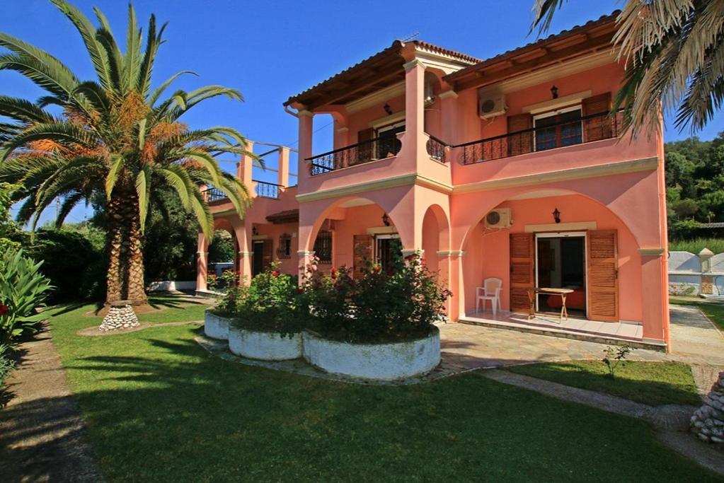 Pool Villa Grigoris Aspiotades Eksteriør bilde